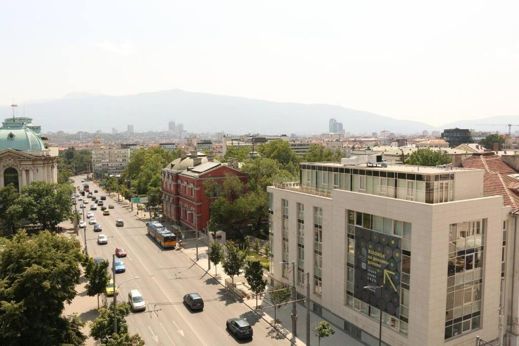 Top-center Bestview Sofia